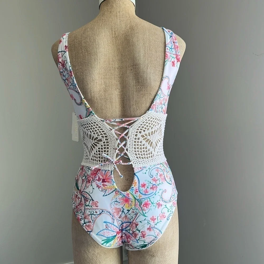 L*Space Samantha One Piece Swimsuit Size 6 NWT